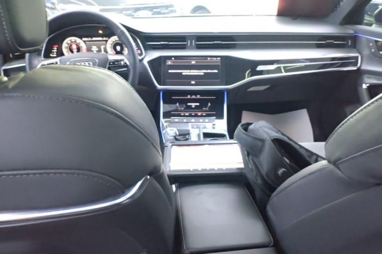 Used Audi A6L 2020 40 TFSI Luxury Dynamic Edition Center Console