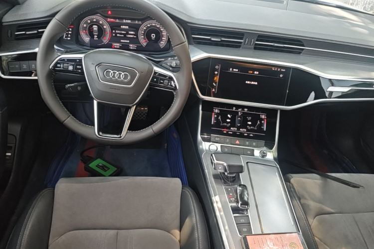 Used Audi A6L 2020 40 TFSI Luxury Dynamic Edition Center Console