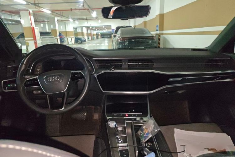 Used Audi A6L 2020 40 TFSI Luxury Dynamic Edition Center Console