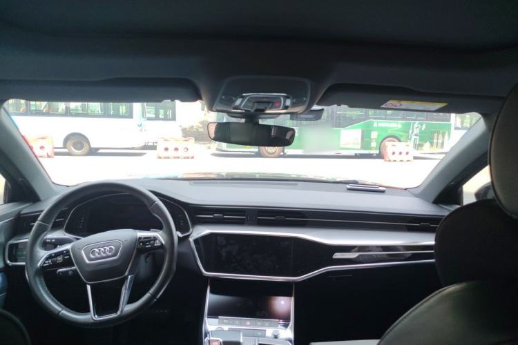 Used Audi A6L 2020 40 TFSI Luxury Dynamic Edition Center Console