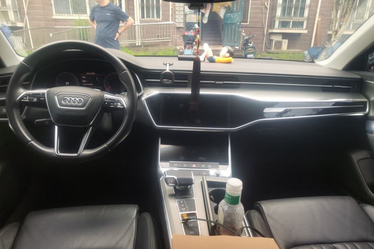 Used Audi A6L 2020 40 TFSI Luxury Prestige Edition Center Console