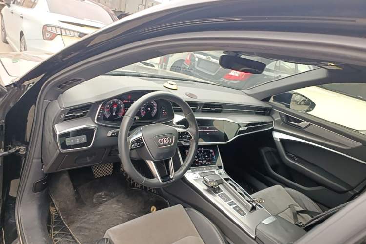 Used Audi A6L 2020 45 TFSI Prestige Dynamic Edition Center Console