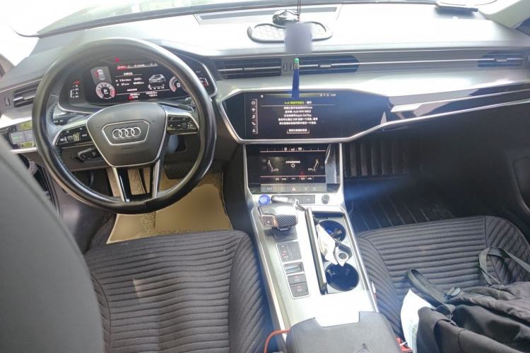 Used Audi A6L 2020 40 TFSI Luxury Prestige Edition Center Console