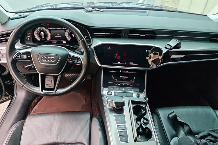 Used Audi A6L 2020 40 TFSI Luxury Prestige Edition Center Console