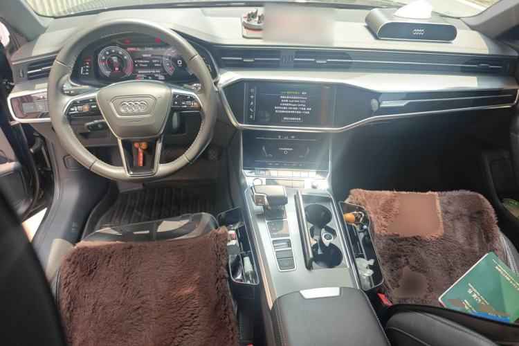 Used Audi A6L 2020 40 TFSI Luxury Dynamic Edition Center Console