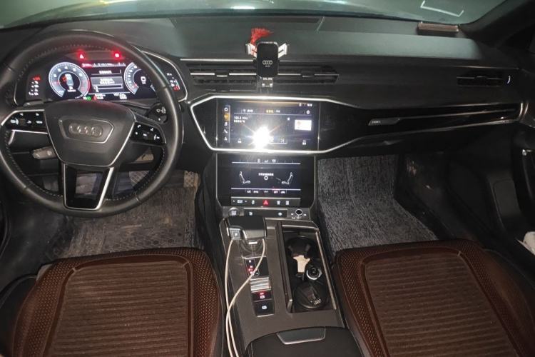 Used Audi A6L 2020 40 TFSI Luxury Dynamic Edition Center Console