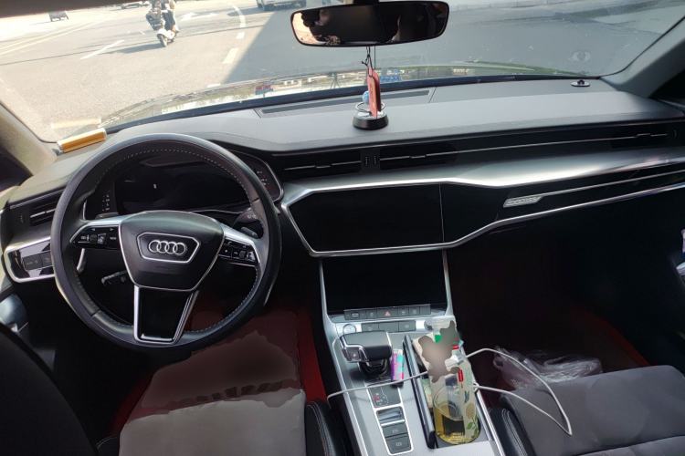 Used Audi A6L 2020 40 TFSI Luxury Dynamic Edition Center Console