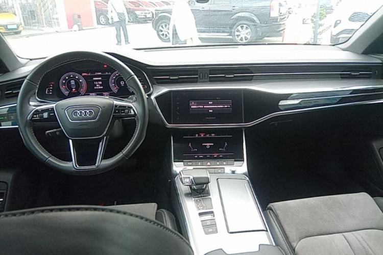 Used Audi A6L 2020 40 TFSI Luxury Dynamic Edition Center Console
