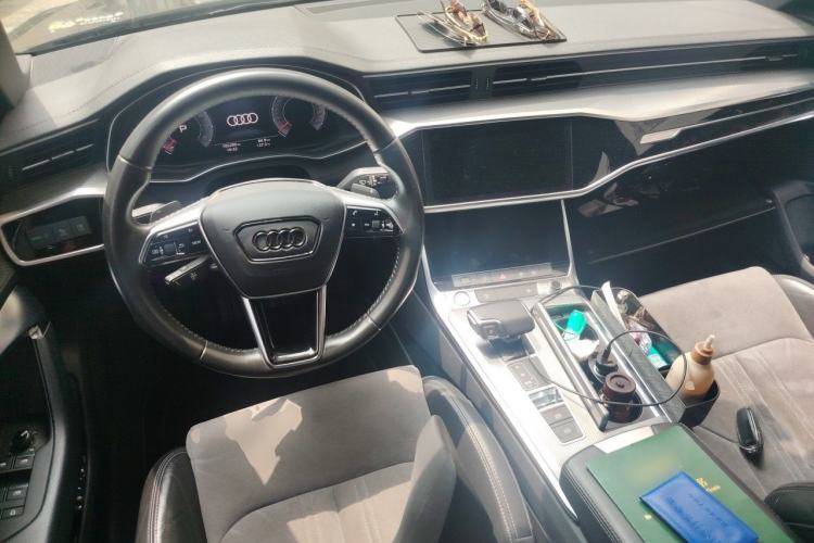 Used Audi A6L 2020 40 TFSI Luxury Dynamic Edition Center Console