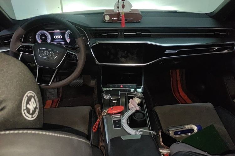 Used Audi A6L 2020 40 TFSI Luxury Dynamic Edition Center Console
