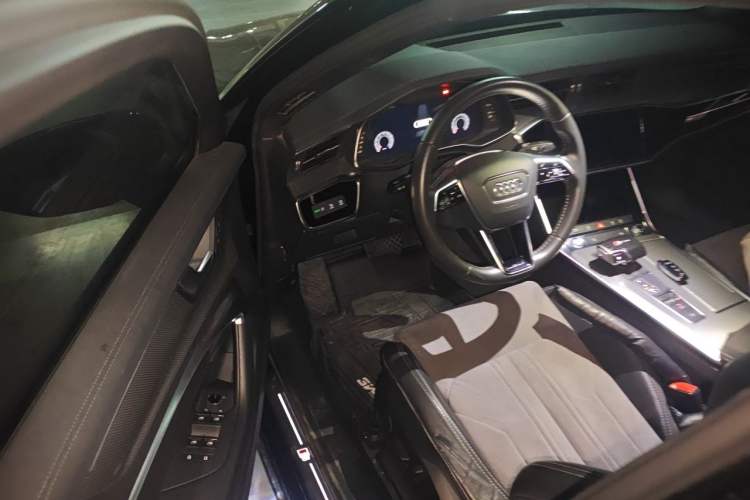 Used Audi A6L 2020 45 TFSI Prestige Dynamic Edition Driver Seat