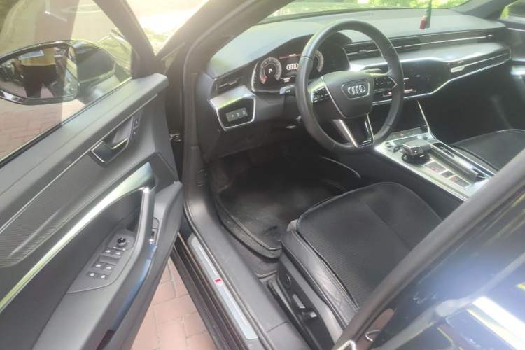 Used Audi A6L 2020 40 TFSI Luxury Dynamic Edition Driver Seat