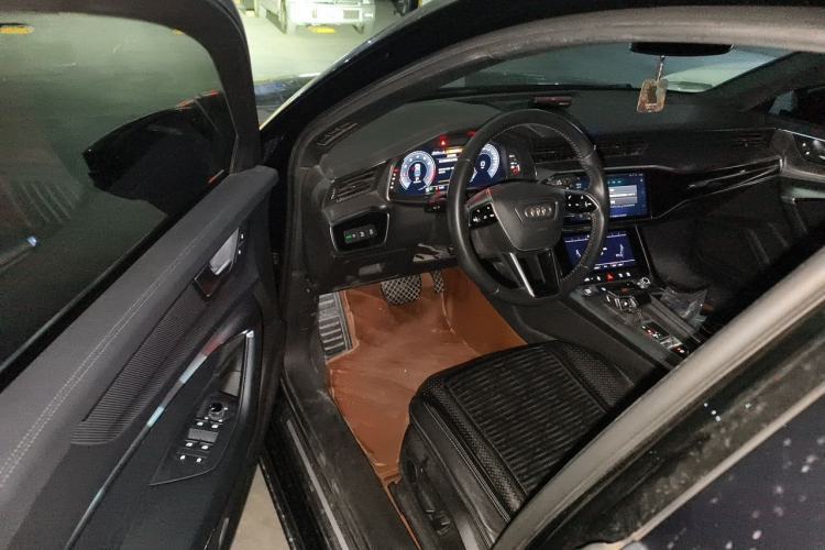Used Audi A6L 2020 40 TFSI Luxury Dynamic Edition Driver Seat