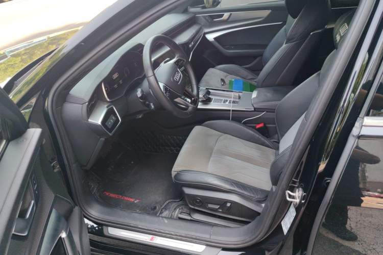 Used Audi A6L 2020 40 TFSI Luxury Dynamic Edition Driver Seat