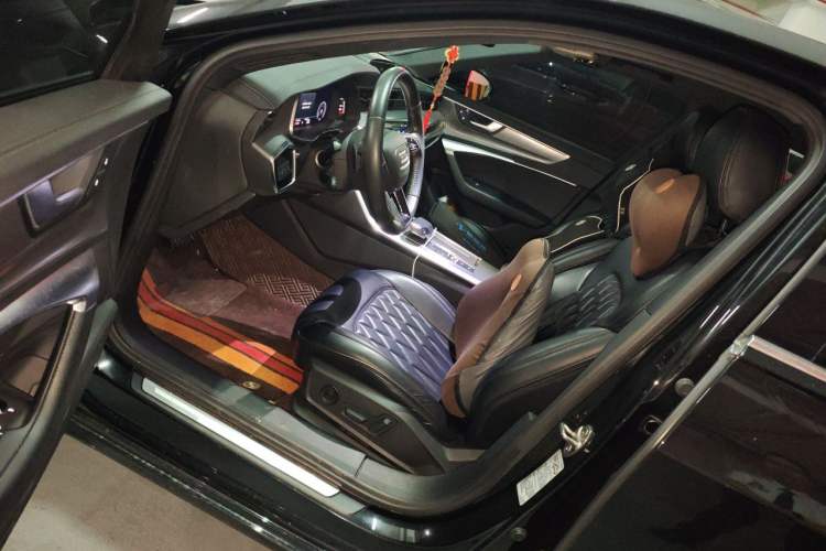 Used Audi A6L 2020 40 TFSI Luxury Dynamic Edition Driver Seat