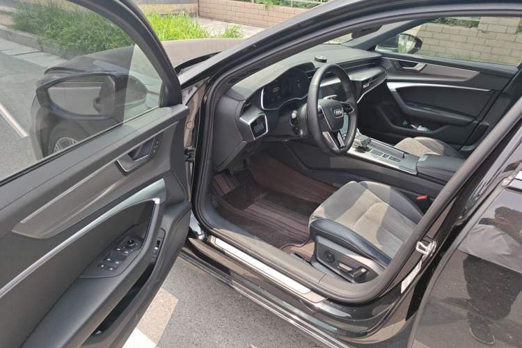 Used Audi A6L 2020 40 TFSI Luxury Dynamic Edition Driver Seat