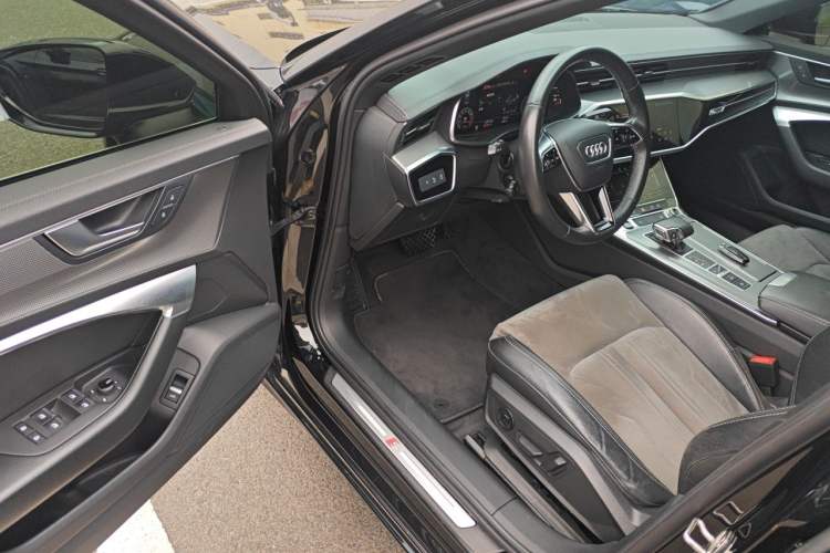 Used Audi A6L 2020 40 TFSI Luxury Dynamic Edition Driver Seat