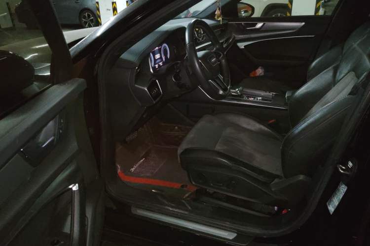 Used Audi A6L 2020 40 TFSI Luxury Dynamic Edition Driver Seat