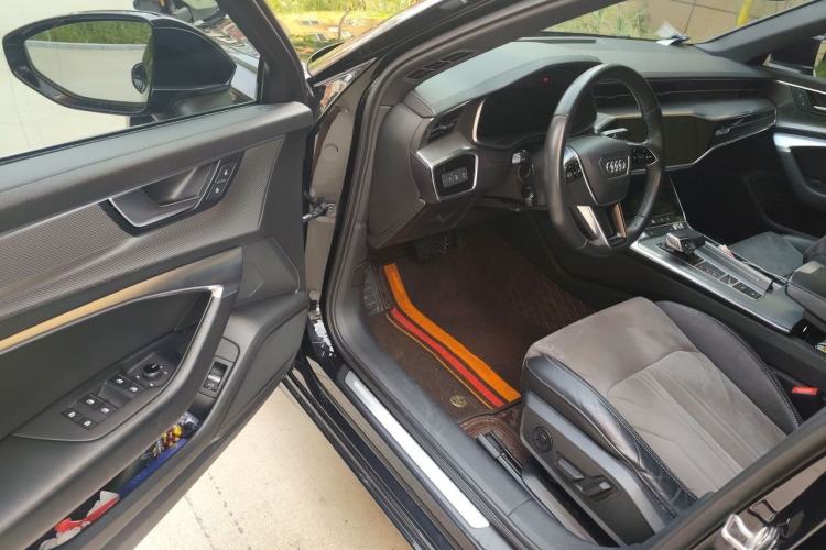 Used Audi A6L 2020 40 TFSI Luxury Dynamic Edition Driver Seat
