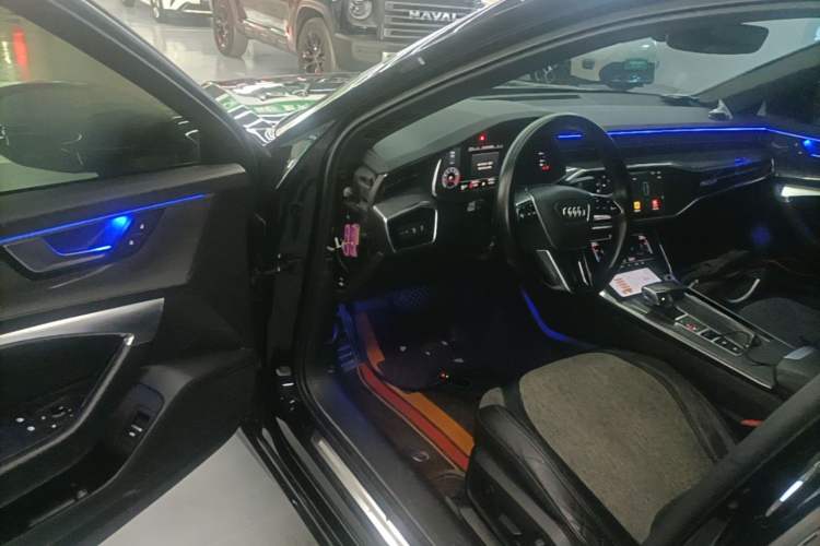 Used Audi A6L 2020 40 TFSI Luxury Dynamic Edition Driver Seat
