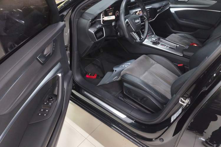 Used Audi A6L 2020 40 TFSI Luxury Dynamic Edition Driver Seat
