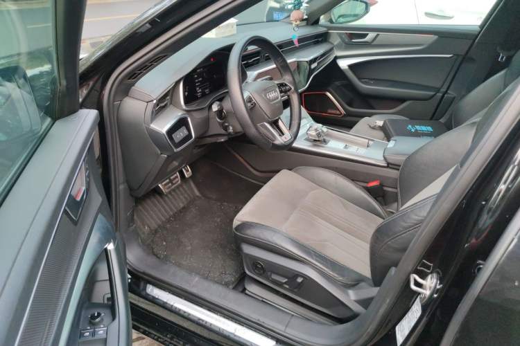 Used Audi A6L 2020 40 TFSI Luxury Dynamic Edition Driver Seat