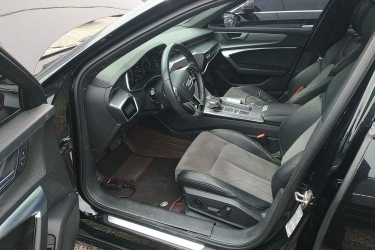Used Audi A6L 2020 40 TFSI Luxury Dynamic Edition Driver Seat