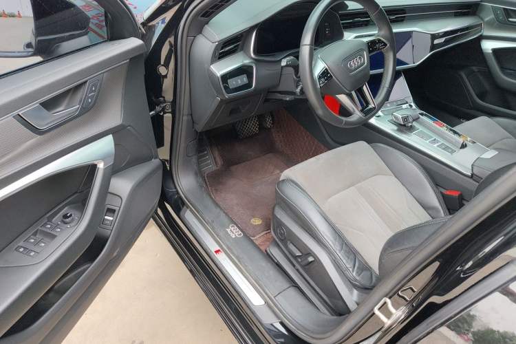 Used Audi A6L 2020 40 TFSI Luxury Prestige Edition Driver Seat
