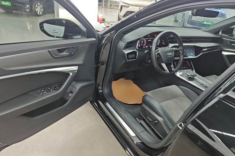 Used Audi A6L 2020 40 TFSI Luxury Dynamic Edition Driver Seat