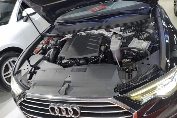 Used Audi A6L 2020 45 TFSI Prestige Dynamic Edition Engine Bay