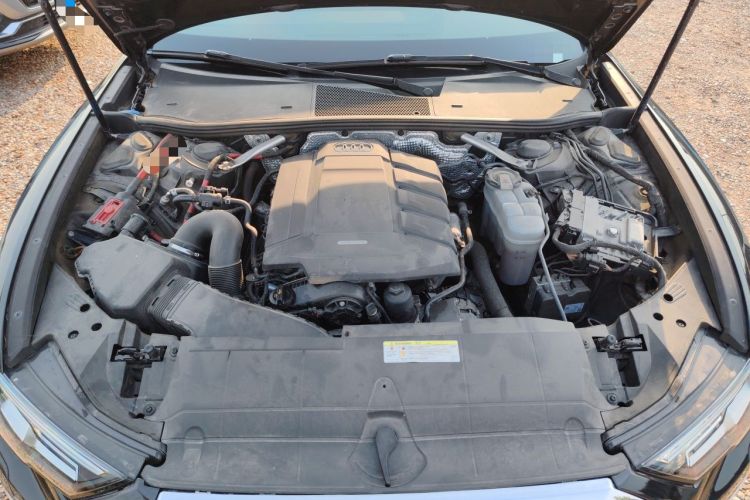 Used Audi A6L 2020 40 TFSI Luxury Dynamic Edition Engine Bay