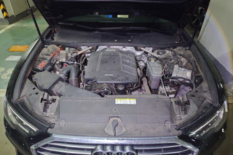 Used Audi A6L 2020 40 TFSI Luxury Dynamic Edition Engine Bay