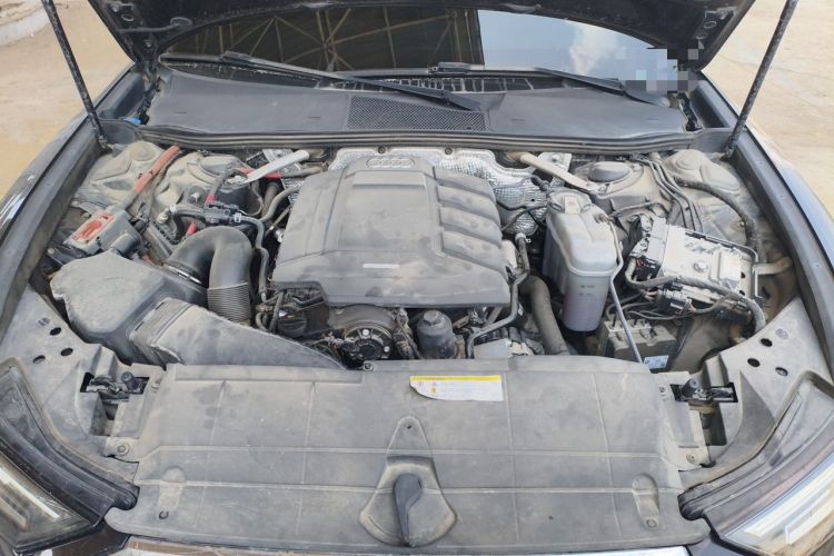 Used Audi A6L 2020 40 TFSI Luxury Dynamic Edition Engine Bay