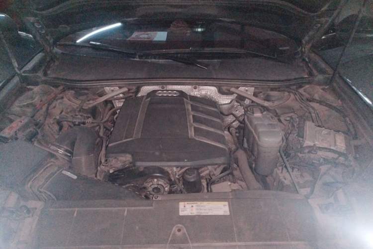Used Audi A6L 2020 40 TFSI Luxury Prestige Edition Engine Bay