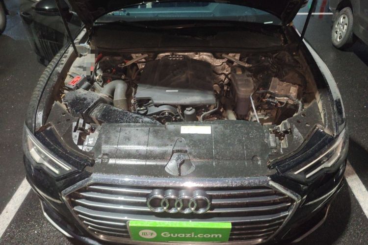 Used Audi A6L 2020 40 TFSI Luxury Dynamic Edition Engine Bay