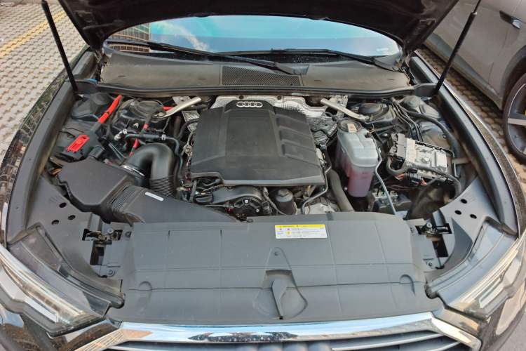 Used Audi A6L 2020 45 TFSI Prestige Dynamic Edition Engine Bay