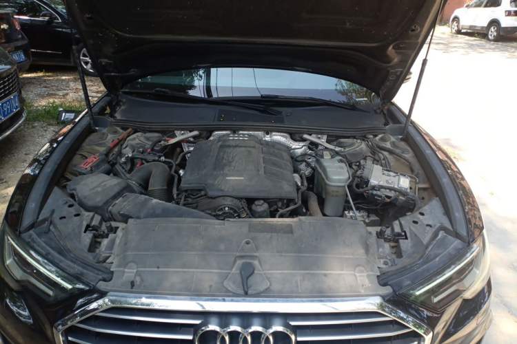Used Audi A6L 2020 40 TFSI Luxury Dynamic Edition Engine Bay