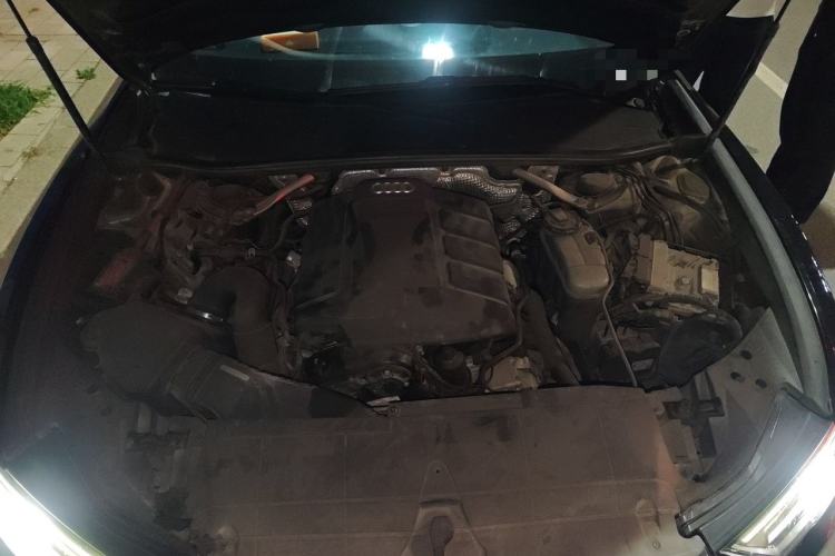 Used Audi A6L 2020 40 TFSI Luxury Dynamic Edition Engine Bay