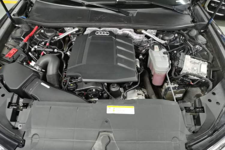 Used Audi A6L 2020 45 TFSI Prestige Elegant Edition Engine Bay