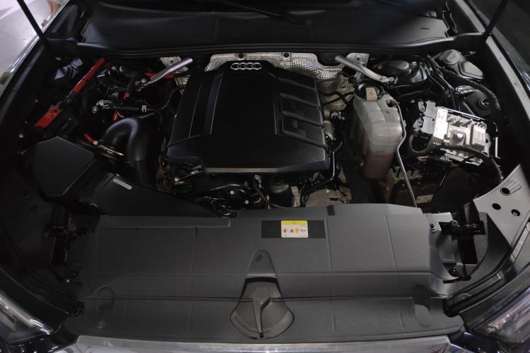 Used Audi A6L 2020 45 TFSI Prestige Dynamic Edition Engine Bay