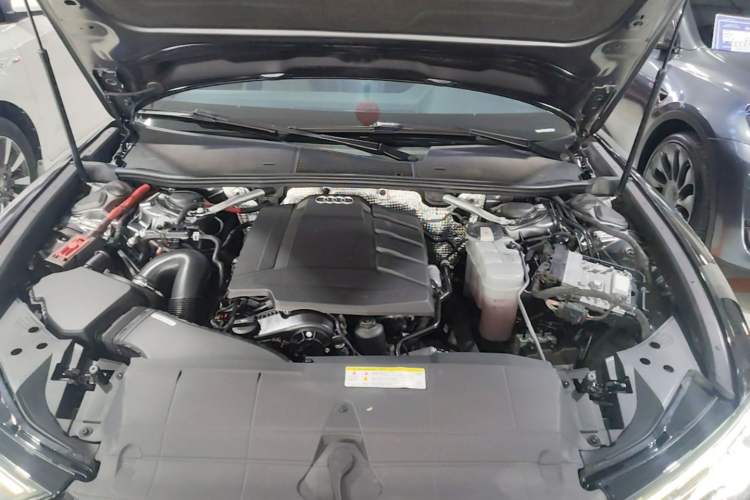 Used Audi A6L 2020 45 TFSI quattro Prestige Dynamic Edition Engine Bay