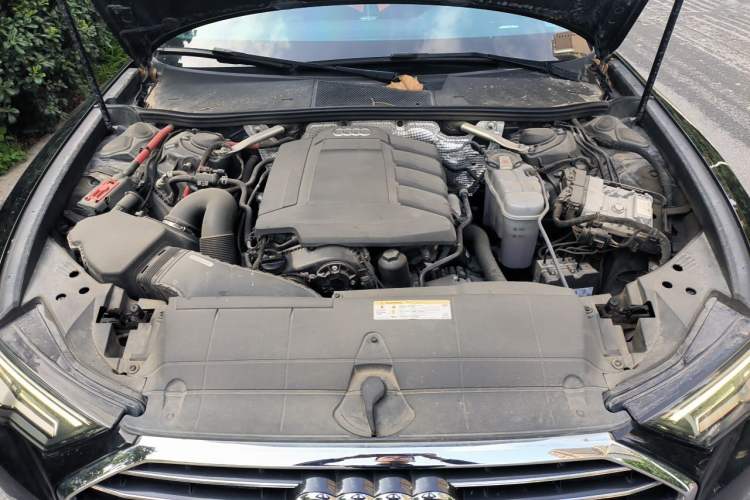 Used Audi A6L 2020 40 TFSI Luxury Prestige Edition Engine Bay
