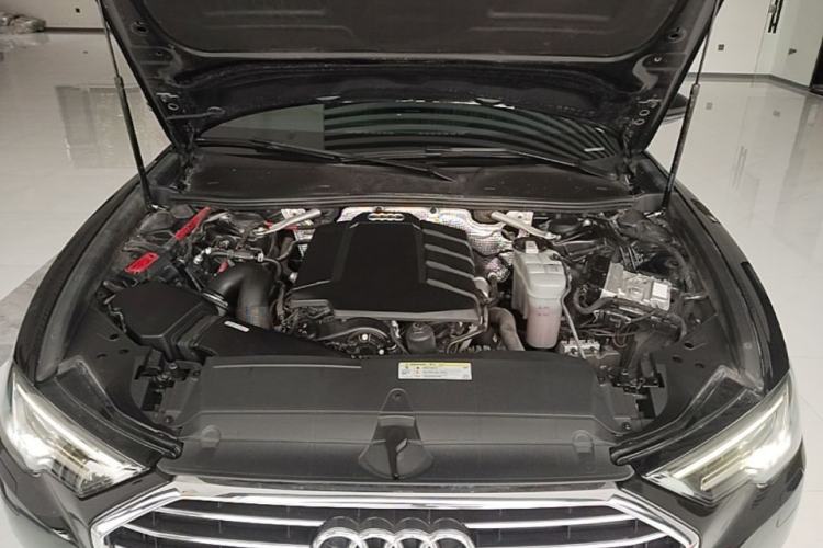 Used Audi A6L 2020 40 TFSI Luxury Prestige Edition Engine Bay