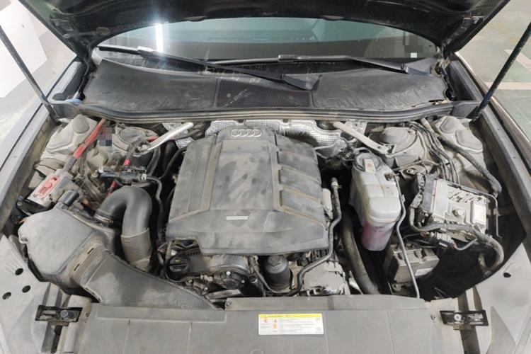 Used Audi A6L 2020 40 TFSI Luxury Prestige Edition Engine Bay