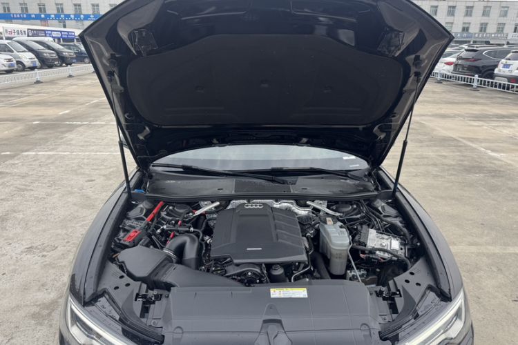 Used Audi A6L 2020 40 TFSI Luxury Prestige Edition Engine Bay