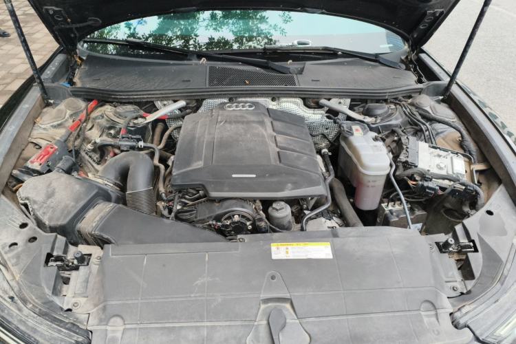 Used Audi A6L 2020 40 TFSI Luxury Dynamic Edition Engine Bay