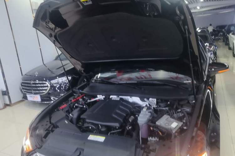 Used Audi A6L 2020 45 TFSI quattro Prestige Dynamic Edition Engine Bay
