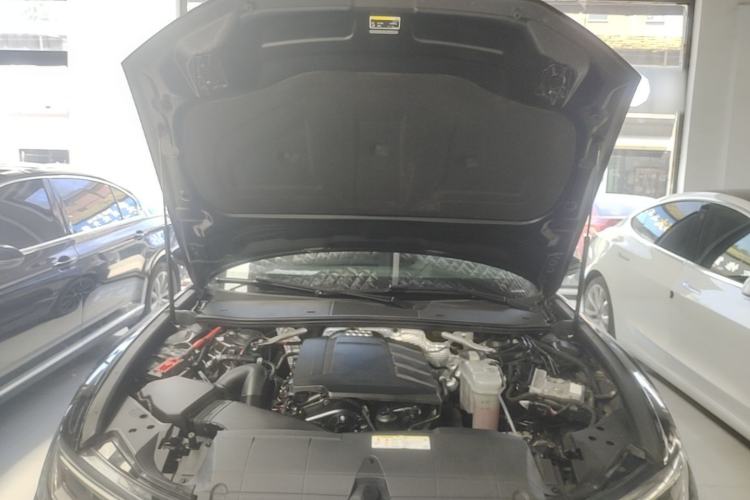 Used Audi A6L 2020 45 TFSI Prestige Dynamic Edition Engine Bay