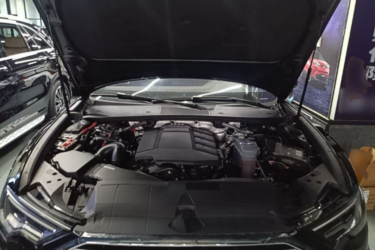 Used Audi A6L 2020 40 TFSI Luxury Dynamic Edition Engine Bay