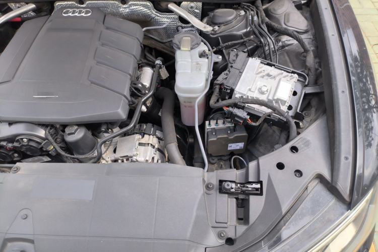 Used Audi A6L 2020 45 TFSI Prestige Elegant Edition Engine Bay Left